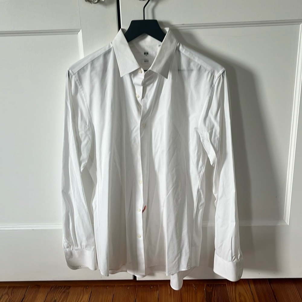 Uniqlo Men’s White Dress Shirt